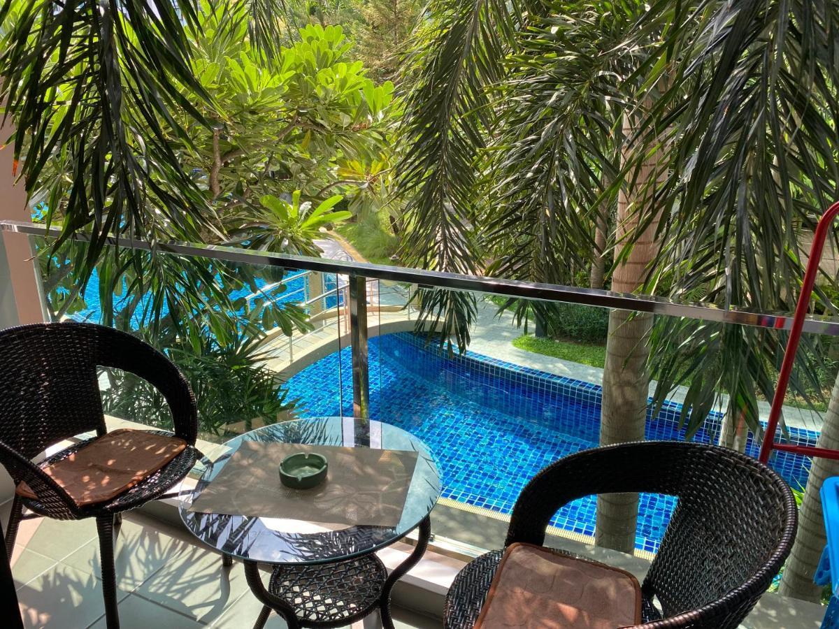 Dusit Grand Park Condo Pattaya Extérieur photo